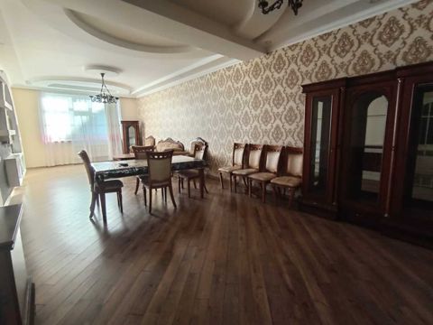 İcarəyə verilir 3 otaqlı yeni tikili 150 m² — Bakı