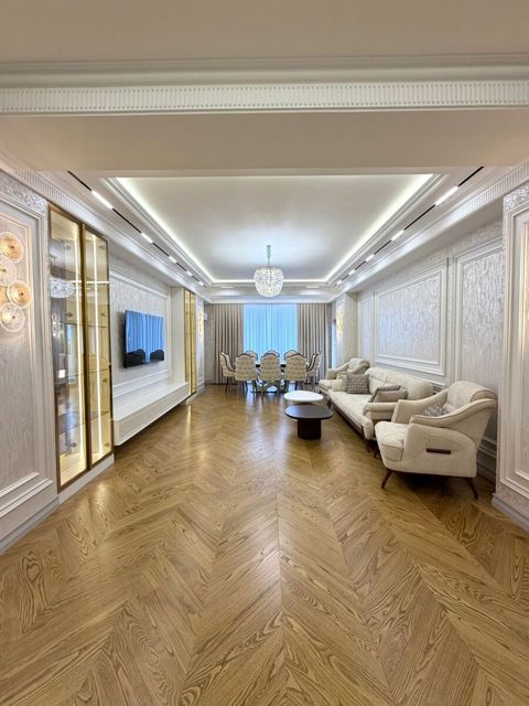 Satılır 4 otaqlı yeni tikili 233 m² — Bakı