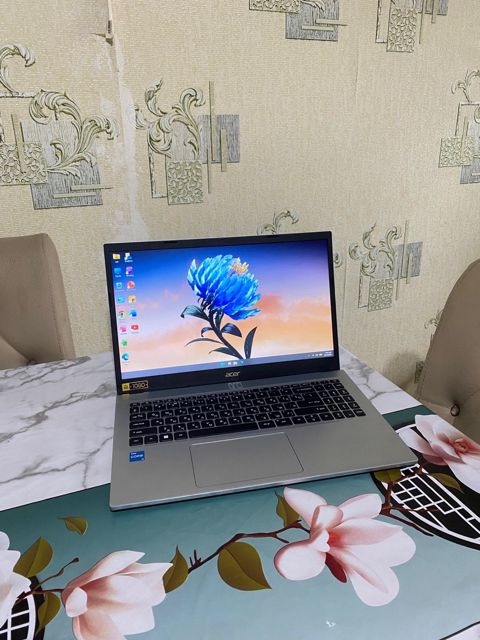 Acer Extensa Silver 16/512GB — Bakı