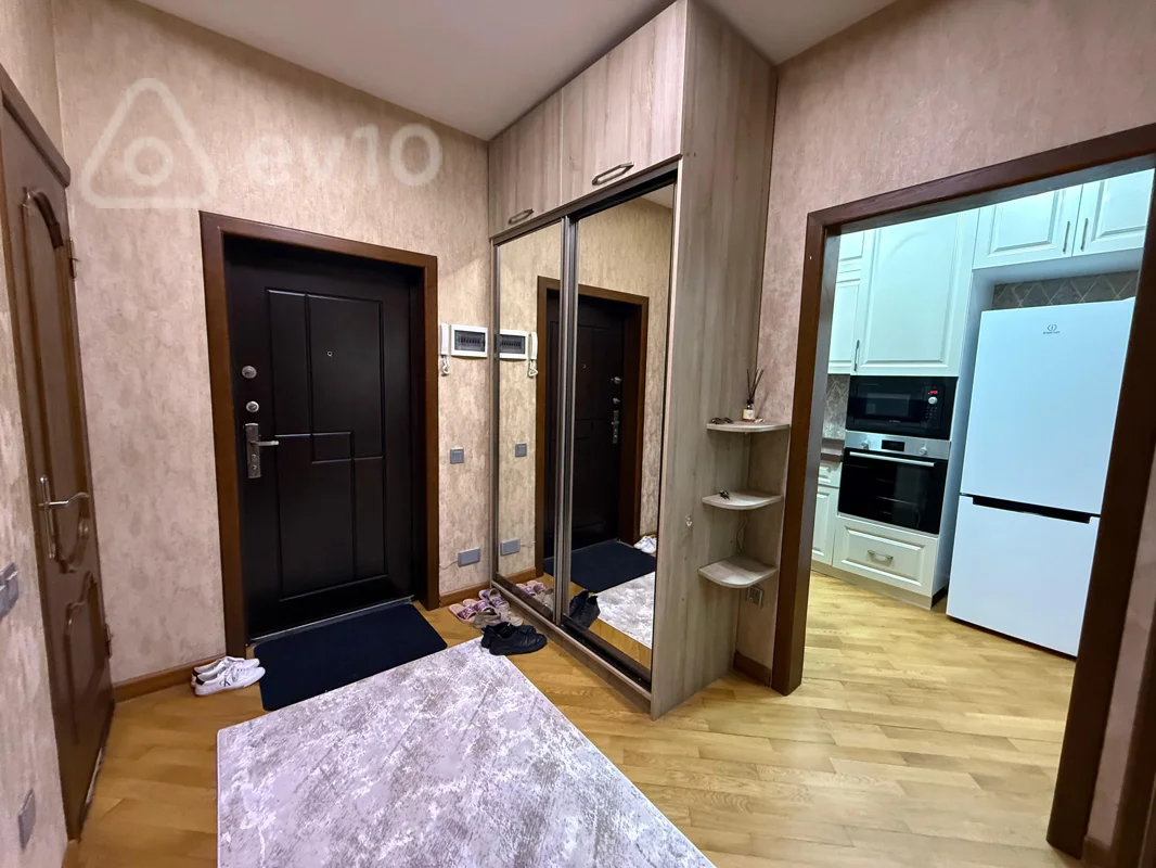2 otaqlı mənzil, 70 m², tib uni — kirayə — Mənzil, Bakı (8)
