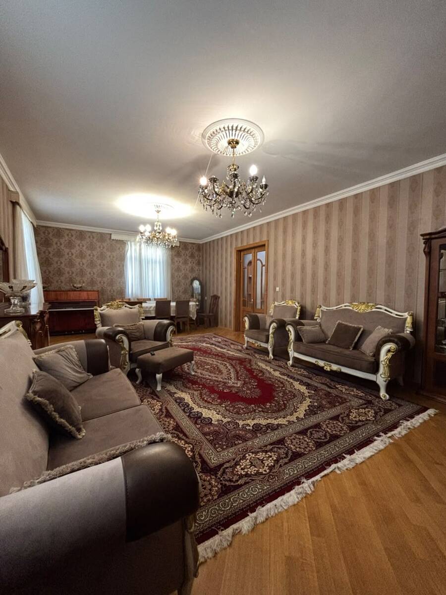 Satılır 8 otaqlı həyət evi/bağ evi 370 m² — Ev, villa, Bakı (4)