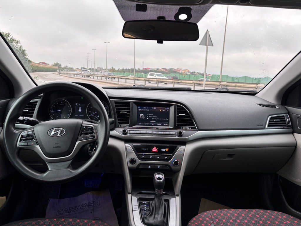 Hyundai Elantra, 2.0 L, 2018 il, 249 448 km — Avtomobillər, Bakı (3)