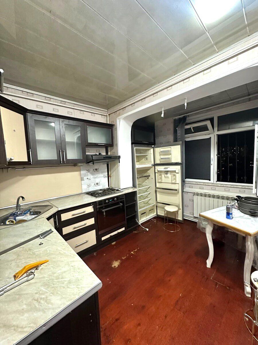 İcarəyə verilir 3 otaqlı köhnə tikili 150 m² — Mənzil, Bakı (8)