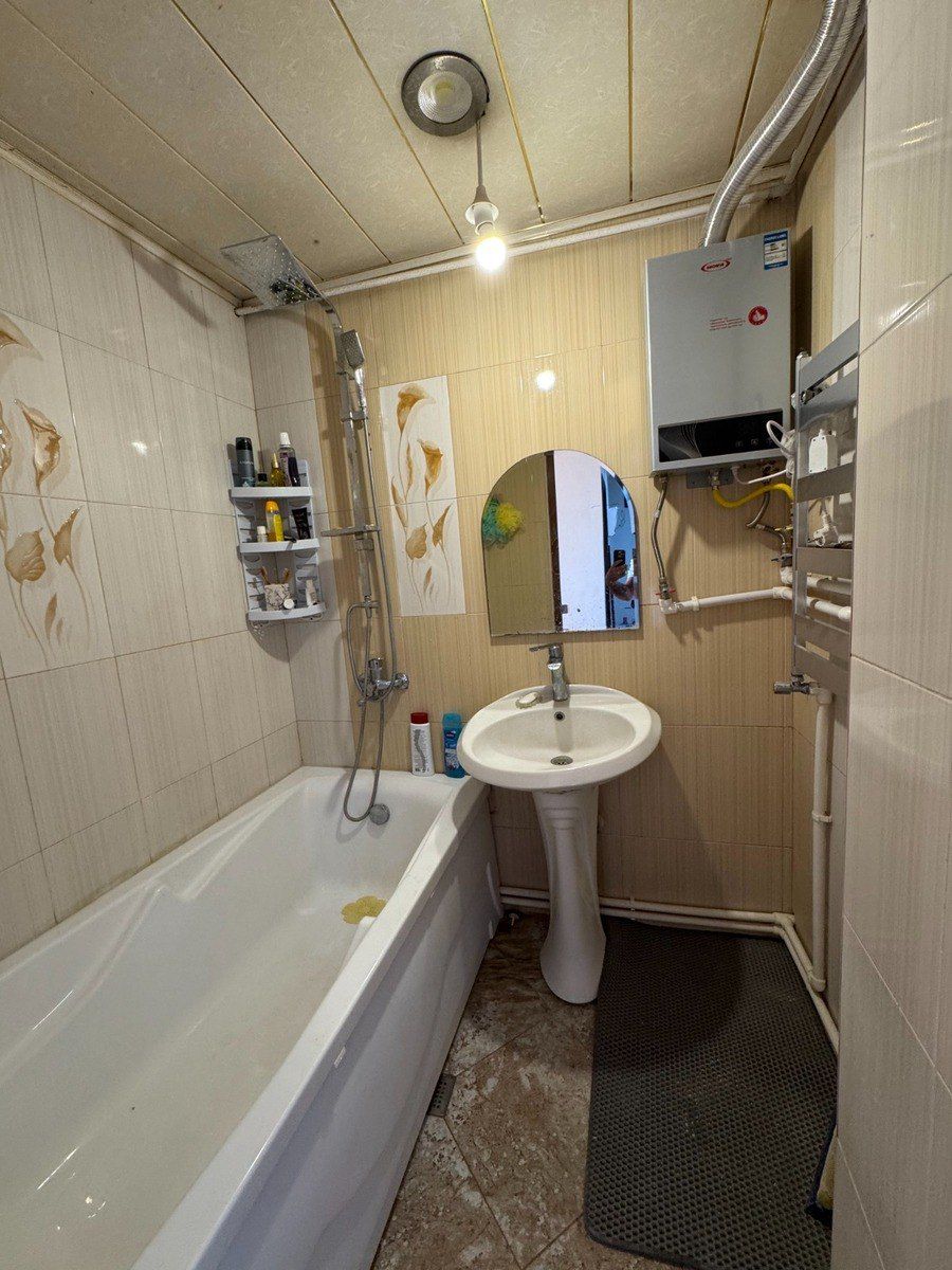 Satılır 3 otaqlı köhnə tikili 74 m² — Mənzil, Bakı (12)