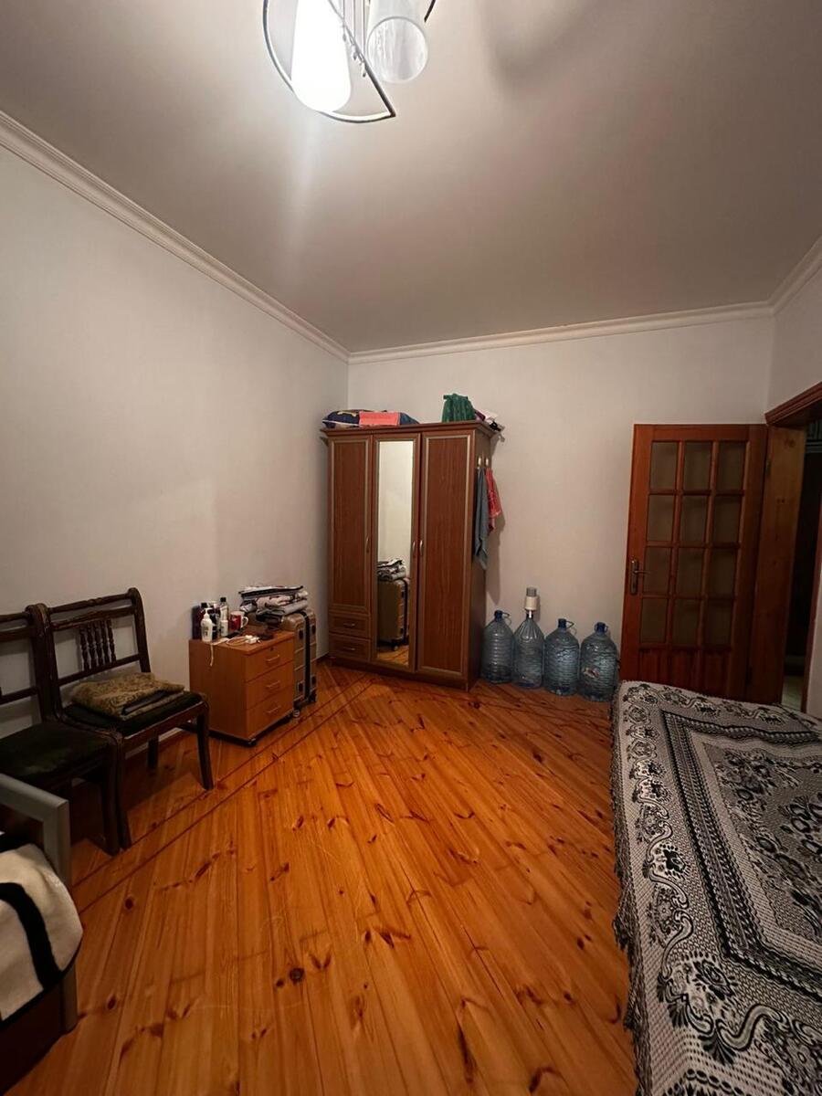 İcarəyə verilir 4 otaqlı köhnə tikili 150 m² — Mənzil, Bakı (8)