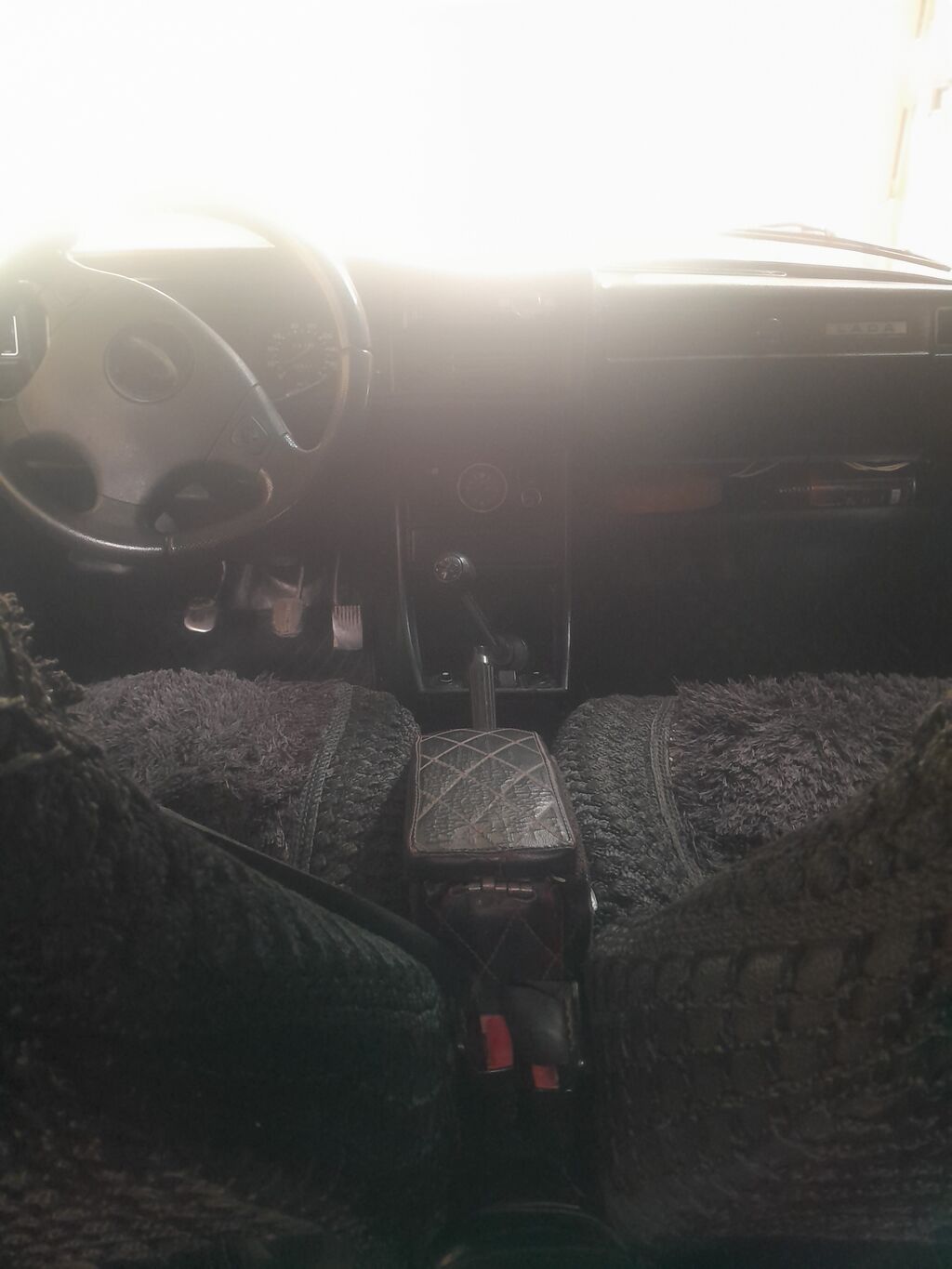 Lada 2107, ağ rəngli sedan - Kuzov: klassik kvadrat dizayn, xrom ön 99-NA-462 — Avtomobillər, Ağsu (5)