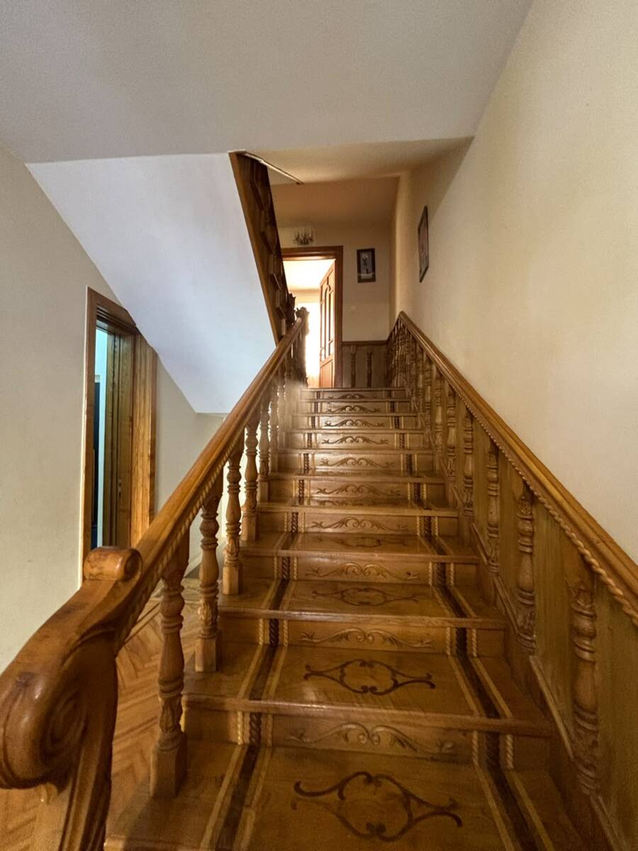Satılır 8 otaqlı həyət evi/bağ evi 370 m² — Ev, villa, Bakı (9)