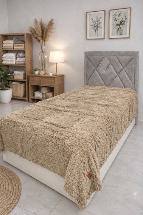 Yataq örtüyü Laura Grand velur 160x220 sm tünd bej — Bakı