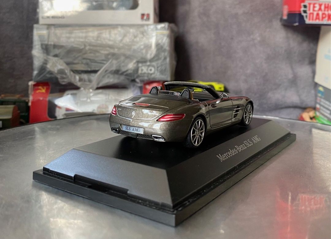Коллекционная модель Mercedes-Benz SLS AMG R197 Roadster Monza Grey 2012 — Kolleksiyalar, Bakı (12)