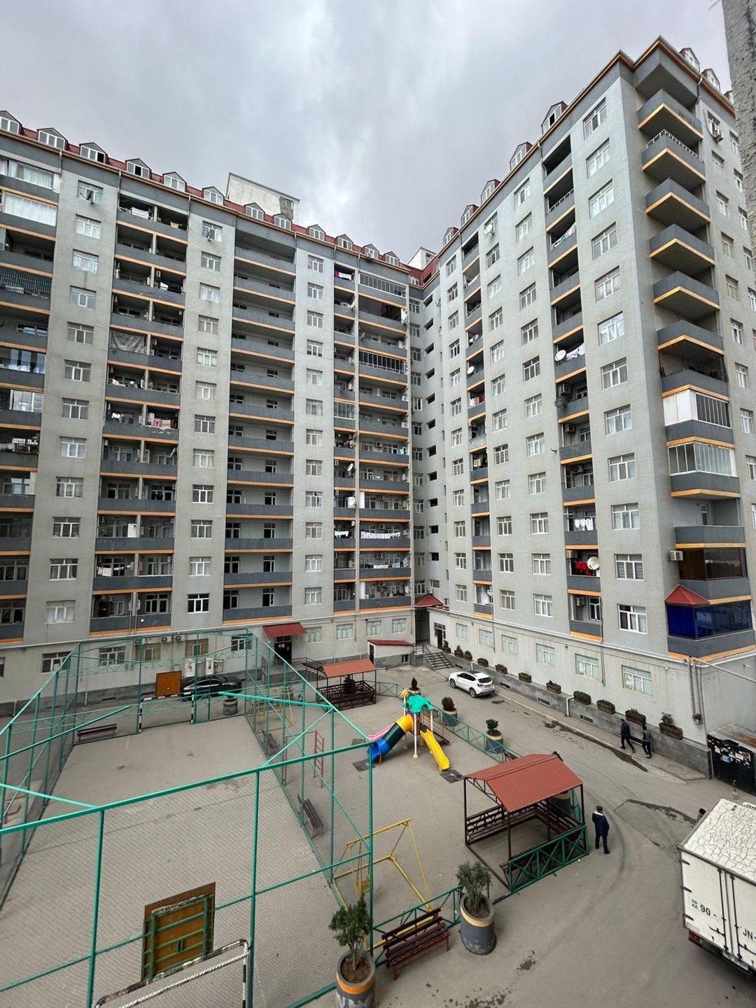 4 otaqlı mənzil, 84.5 m², Əliağa Vahid, 762 (Qəsr) — Mənzil, Bakı (2)