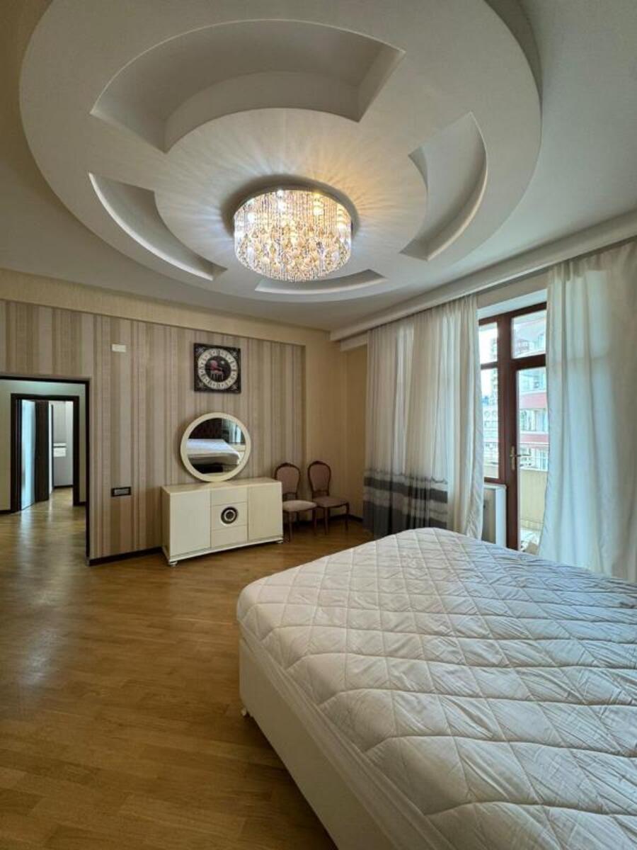 4-otaqlı yeni tikili, Yasamal r., 212 m² — Mənzil, Bakı (10)