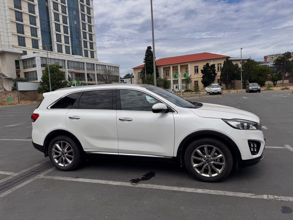 Kia Sorento, 2.0 L, 2017 il, 203 000 km 77-FO-145 — Avtomobillər, Bakı (2)