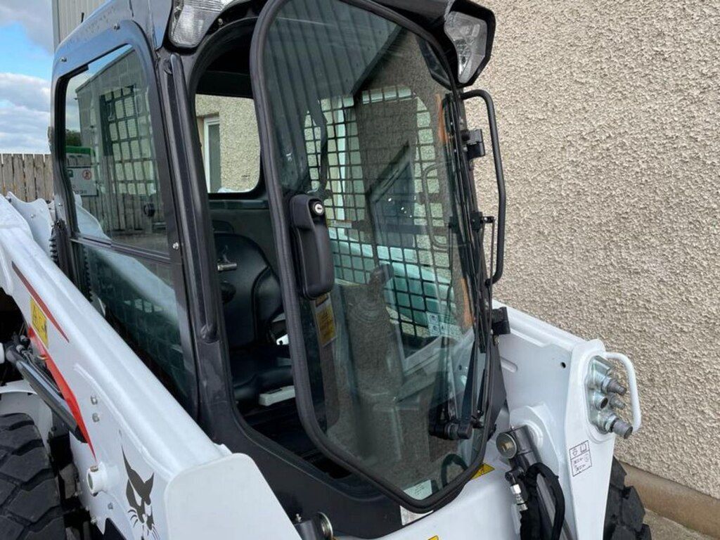 Bobcat S550 mini yükləyici, 2023 il — İnşaat texnikası, Bakı (3)