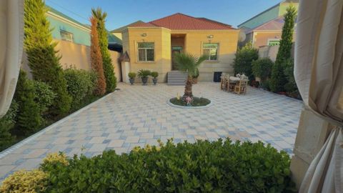 Həyət evi, Binəqədi qəs — Bakı