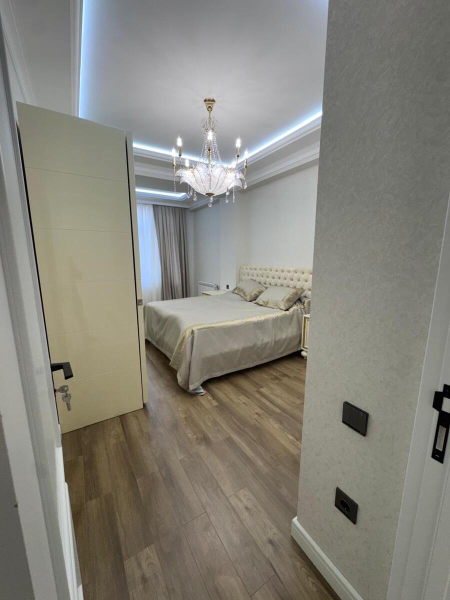Satılır 4 otaqlı yeni tikili 144 m² — Mənzil, Bakı (10)