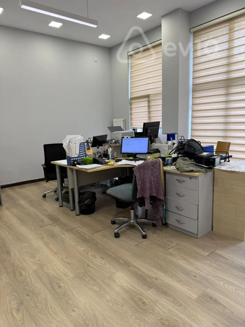 Ofis, 210 m², Bakixanov kuc.48 — kirayə — Ofis, Bakı (7)