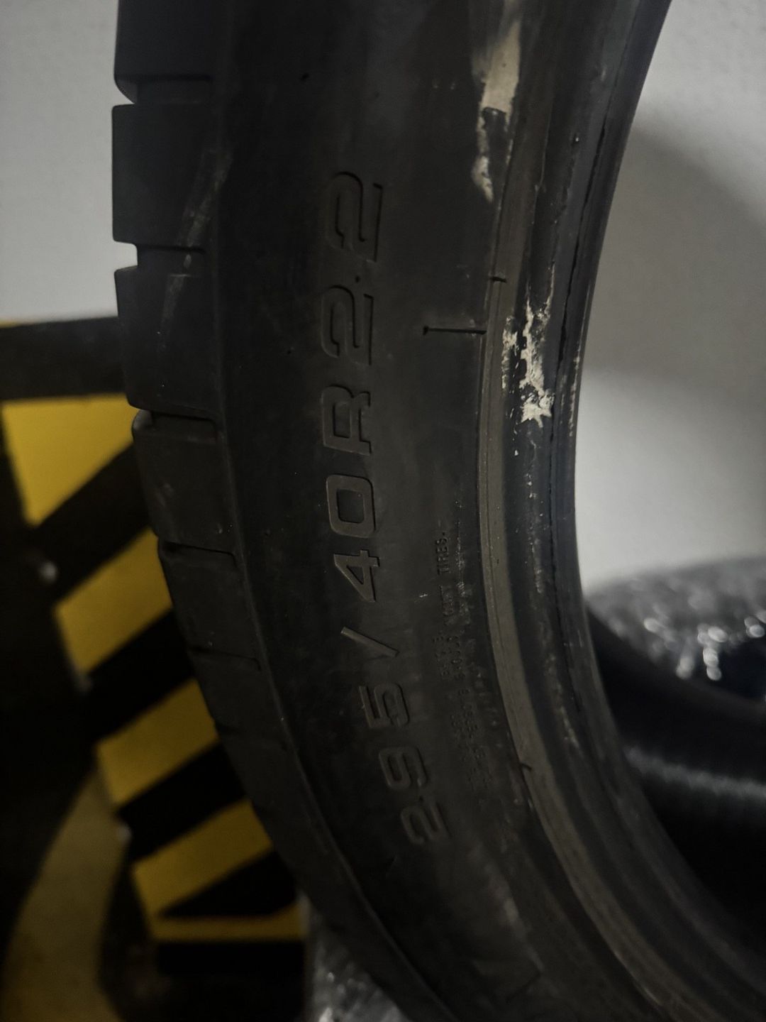 Mercedes-Benz G-Class şinləri 295/40 R22 — Ehtiyat hissələri və aksesuarlar, Bakı (4)