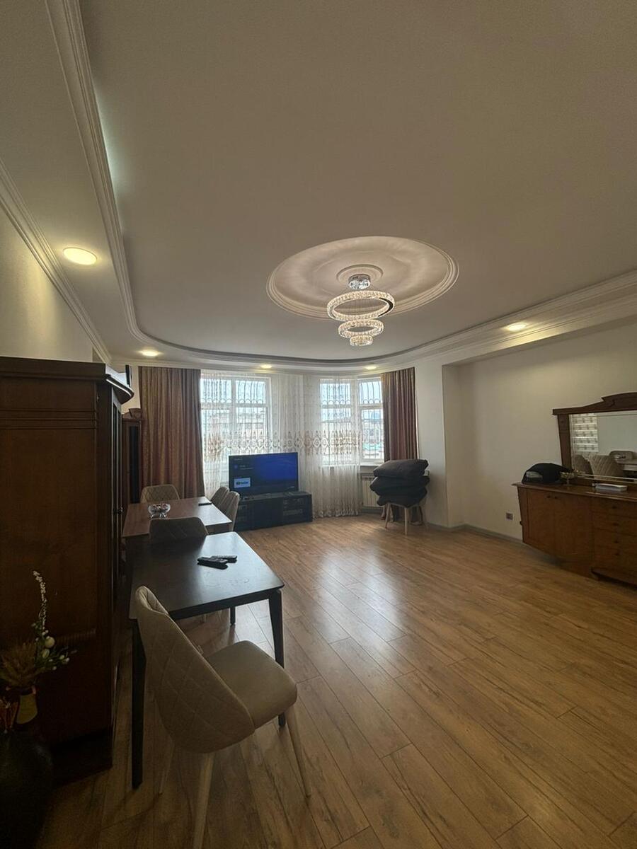 Satılır 3 otaqlı yeni tikili 130 m² — Mənzil, Bakı (3)