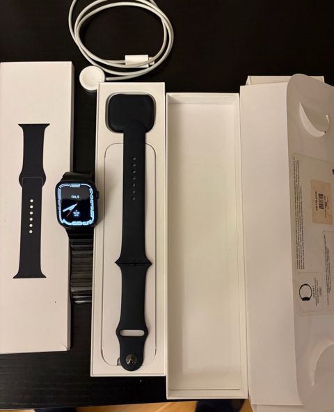 Apple Watch Series 7 Aluminum Midnight 45mm — Bakı