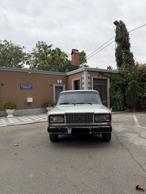 Lada (VAZ) 2107, 1.6 L, 2004 il, 208 468 km — 4 800 ₼ · Gəncə · Avtomobillər Lada (VAZ) 2107, 1.6 L, 2004 il, 208 468 km — Gəncə