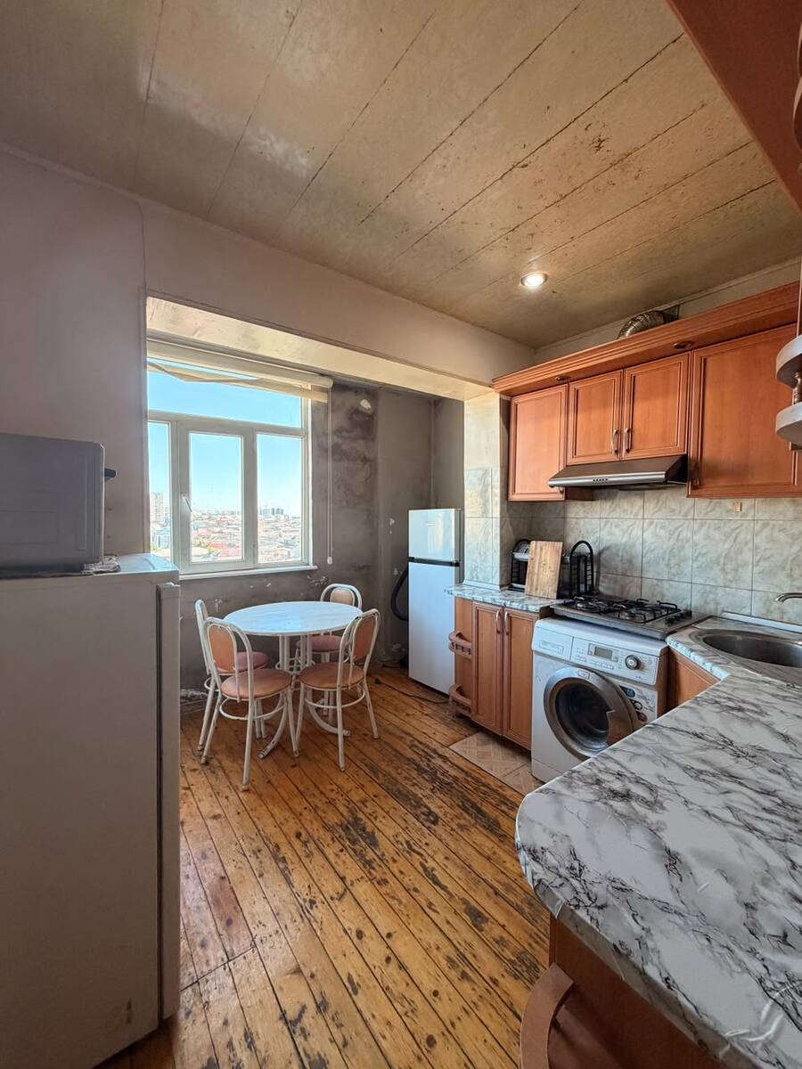 Satılır 3 otaqlı köhnə tikili 110 m² — Mənzil, Bakı