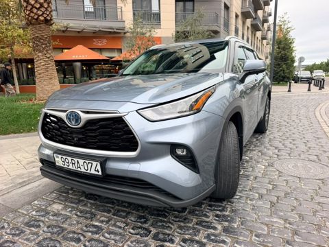 Toyota Highlander, 2.5 L, 1.6 kWh, 2022 il, 95 000 km — 78 500 ₼ · Bakı · Avtomobillər Toyota Highlander, 2.5 L, 1.6 kWh, 2022 il, 95 000 km — Bakı