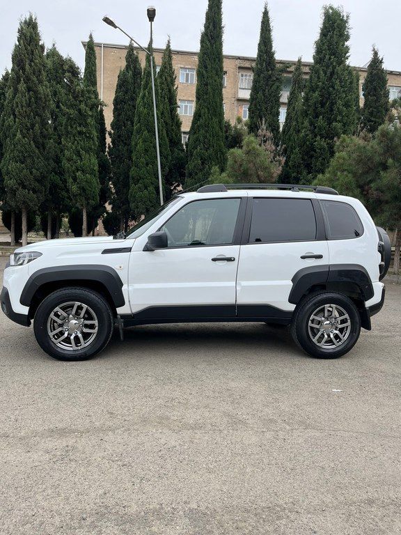 Lada (VAZ) Niva Travel, 1.7 L, 2022 il, 57 474 km 20-DL-203 — Avtomobillər, Gəncə (8)