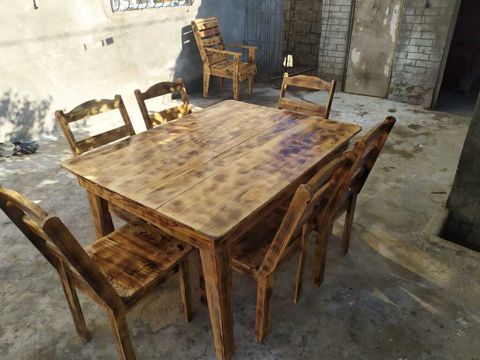 Masa və oturacaqlar — Bakı