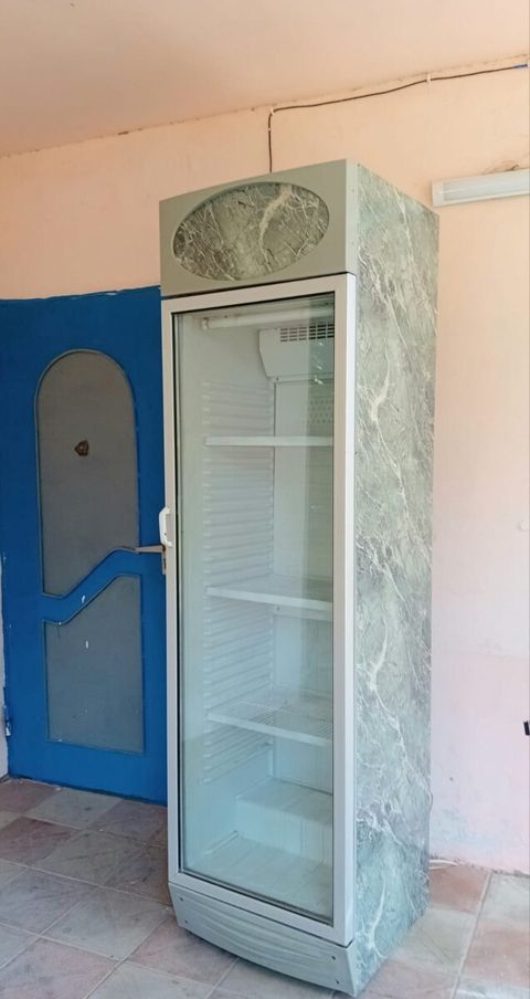 Vitrin soyuducusu — Bakı