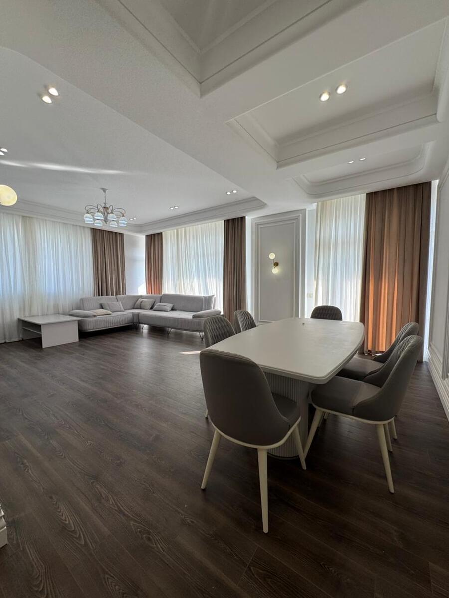 İcarəyə verilir 4 otaqlı yeni tikili 200 m² — Mənzil, Bakı (5)