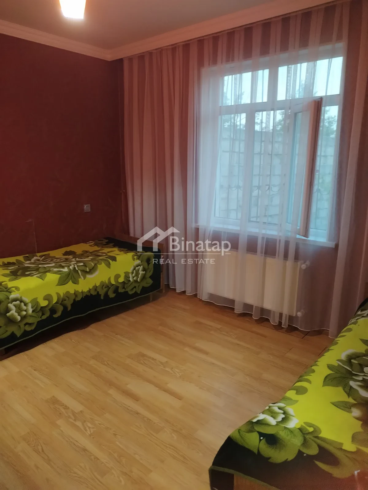 Satılır 4 otaqlı köhnə tikili 1000 m², Koroğlu metrosu, Xəzər rayonu — 260 000 ₼ · Bakı · Mənzil Satılır 4 otaqlı köhnə tikili 1000 m², Koroğlu metrosu, Xəzər rayonu — Bakı