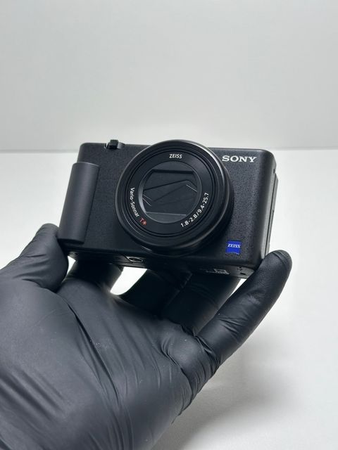 Fotoaparat Sony ZV-1 — Bakı