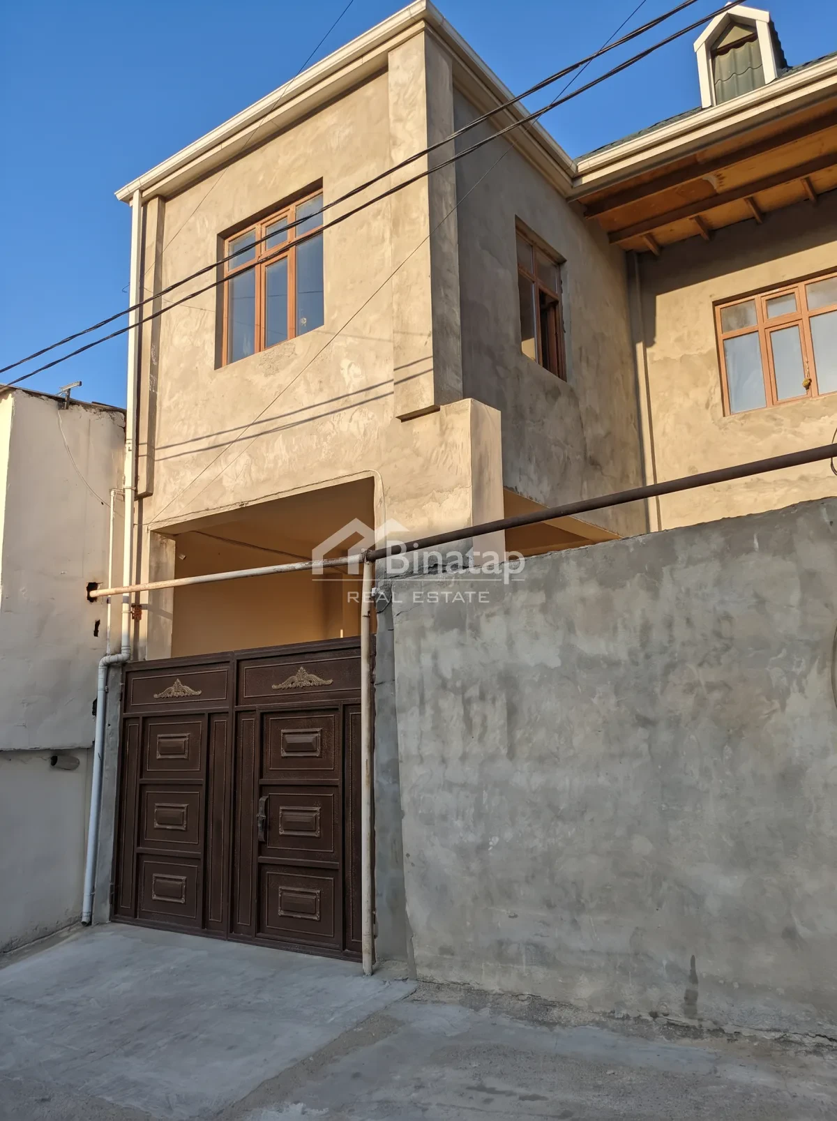 Satılır 5 otaqlı həyət evi / bağ evi 240 m², İnşaatçılar metrosu, Yasamal rayonu — 450 000 ₼ · Bakı · Ev, villa Satılır 5 otaqlı həyət evi / bağ evi 240 m², İnşaatçılar metrosu, Yasamal rayonu — Bakı