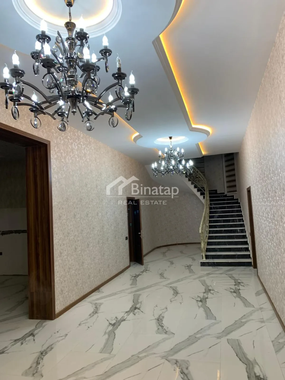 Satılır 8 otaqlı həyət evi / bağ evi 360 m², Xəzər rayonu — Ev, villa, Bakı (5)