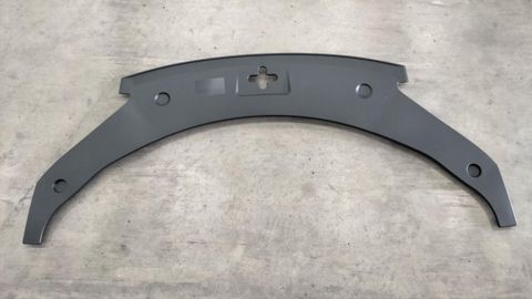 BYD Qin Plus 2025 radiator barmaqlığının üst hissəsini örtən plastik panel — Bakı
