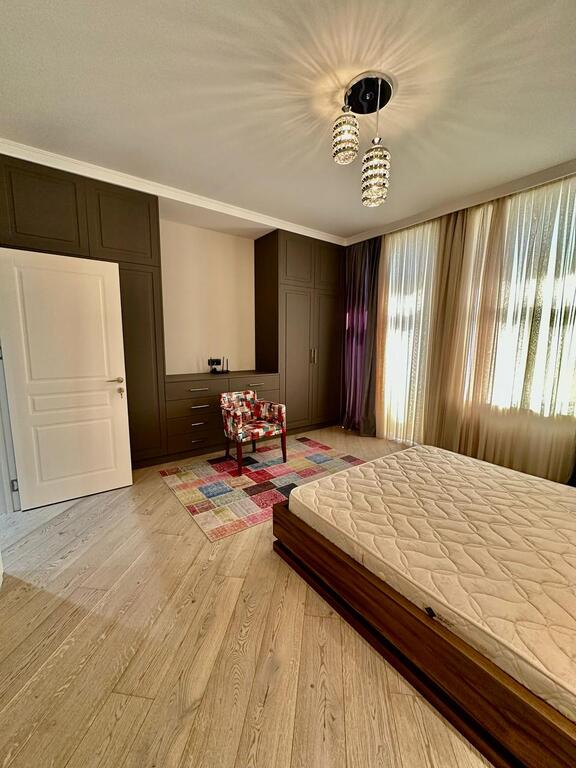 İcarəyə verilir 2 otaqlı köhnə tikili 105 m² — Mənzil, Bakı (9)