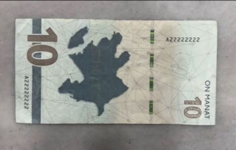 Məhsul: 10 manatlıq banknot – seriya nömrəsi “A22222222” — Bakı