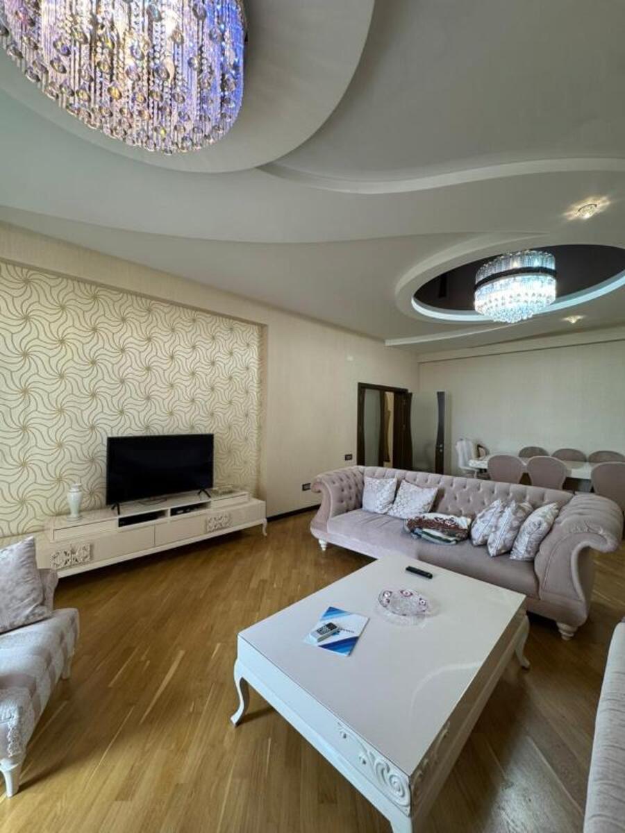 4-otaqlı yeni tikili, Yasamal r., 212 m² — Mənzil, Bakı (4)
