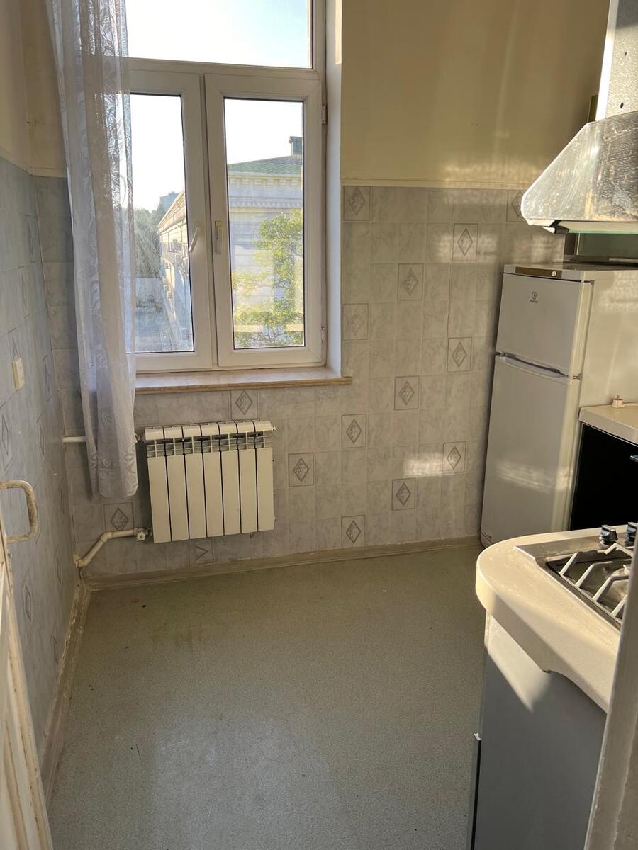 Satılır 2 otaqlı köhnə tikili 56 m² — Mənzil, Bakı (3)