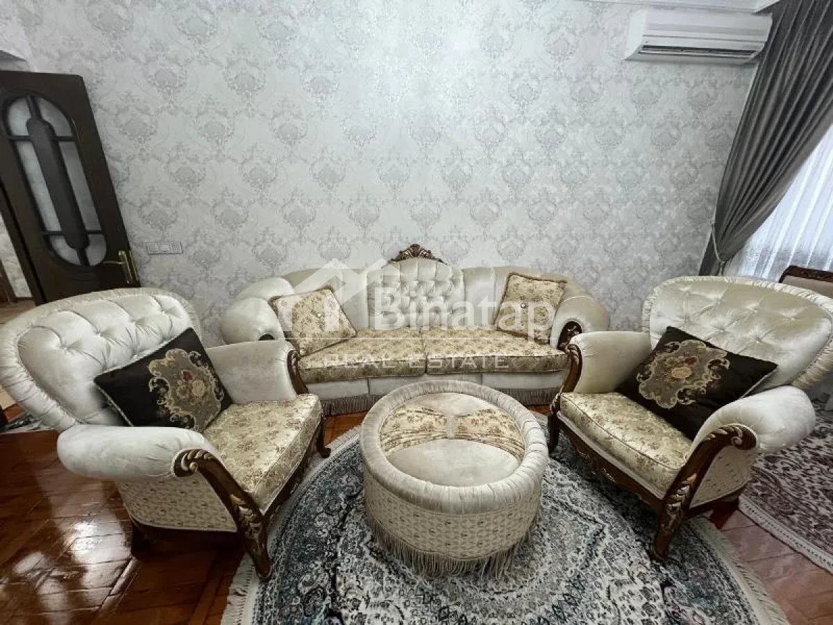 Satılır 3 otaqlı köhnə tikili 72 m², Elmlər Akademiyası metrosu, Yasamal rayonu — Mənzil, Bakı (2)