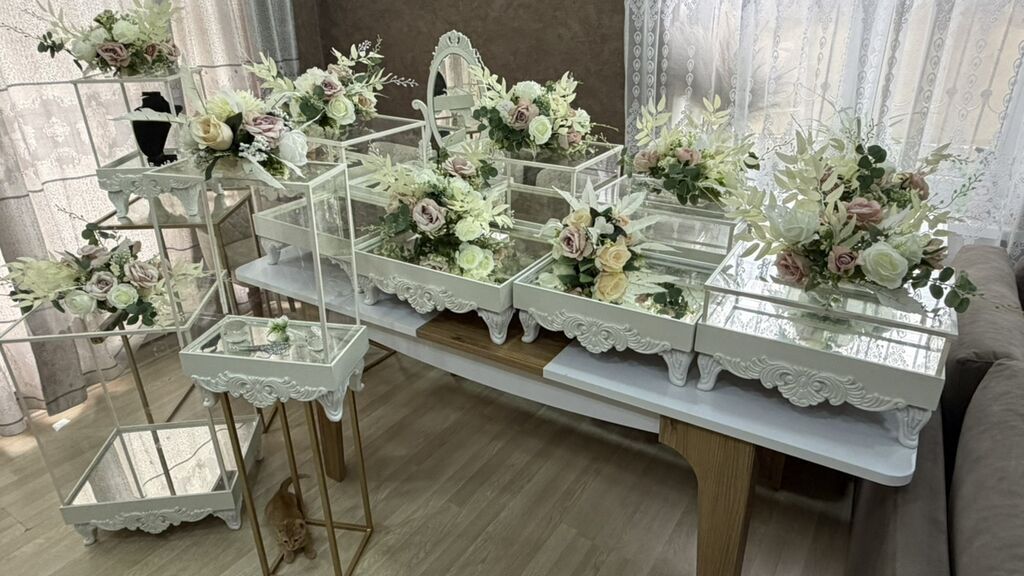 Güzgülü Model 12 dəst Təzə kimidir Qırığı söküyü yoxdur Əlimyandı — Vitrini, Novxanı (4)