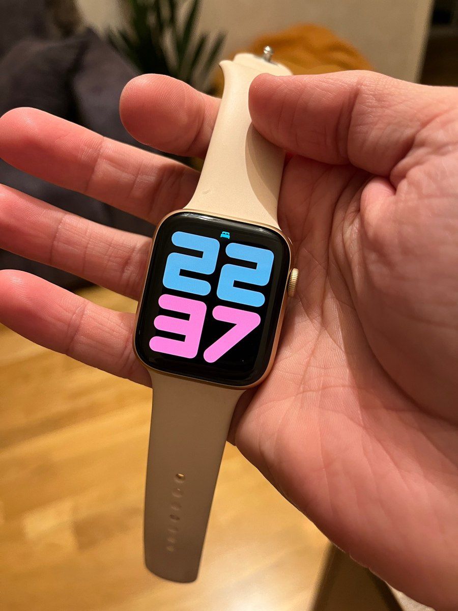 Apple Watch Series 5 Aluminum Gold 44mm — Ağıllı saatlar və biləkliklər, Bakı