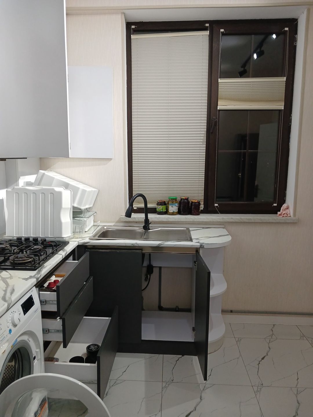 İcarəyə verilir 2 otaqlı yeni tikili 70 m² — Mənzil, Bakı (11)