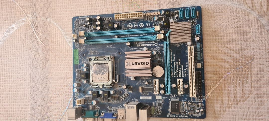 Ana plata Gigabyte GA-G41MT-S2 Pentium E5700 4GB RAM G — Kompüterlər və noutbuklar, Bakı (6)