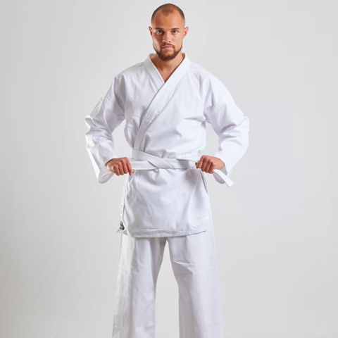 Karate məşqi üçün kimono Decathlon Outshock 100, ağ, pambıq/poliester, 180 sm — 68.99 ₼ · Bakı · Mallar Karate məşqi üçün kimono Decathlon Outshock 100, ağ, pambıq/poliester, 180 sm — Bakı