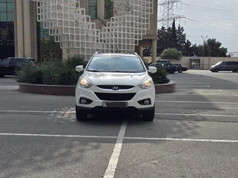 Hyundai ix35, 2.0 L, 2013 il, 81 850 km — Bakı