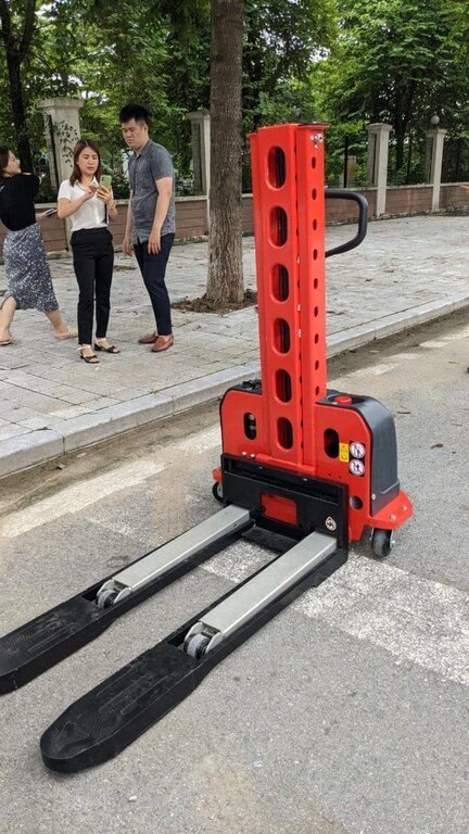 Elektrikli transpalet "Sdtg 0513" — Biznes və avadanlıq, Bakı (2)