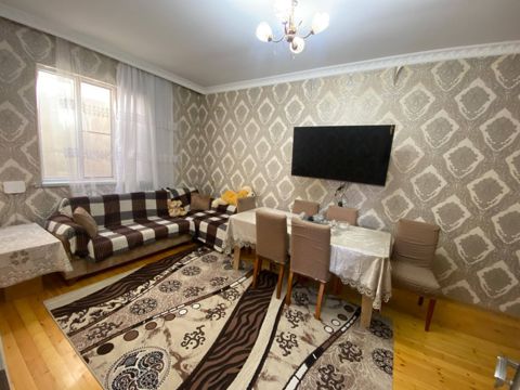 Satılır 2 otaqlı həyət evi/bağ evi 70 m² — Bakı