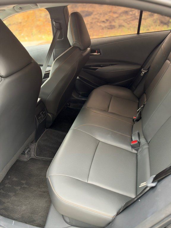 Toyota Corolla, 1.8 L, 0.85 kWh, 2026 il, 5 300 km 88-CY-830 — Avtomobillər, Bakı (8)