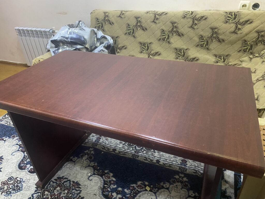 Taxta masa - Material: ağac/laminat örtüklü taxta, tünd qəhvəyi (maun — Masalar, Bakı (2)